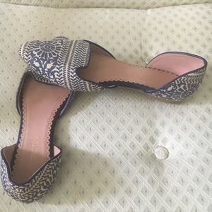 Restricted sz 10 ballet flats
